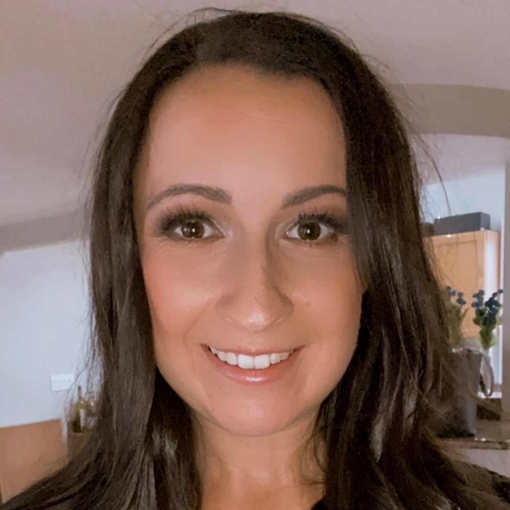 Meet your Posher, Amanda